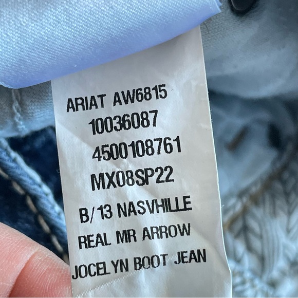 ARIAT R.E.A.L. Mid Rise Arrow Fit Jocelyn Boot Cut Jeans, Nashville - Picture 10 of 14